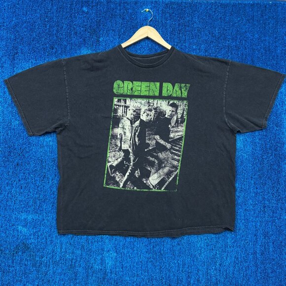 Green Day On The Radio Album Cover Art Pop Punk Band Tee 3XL - Picture 1 of 4